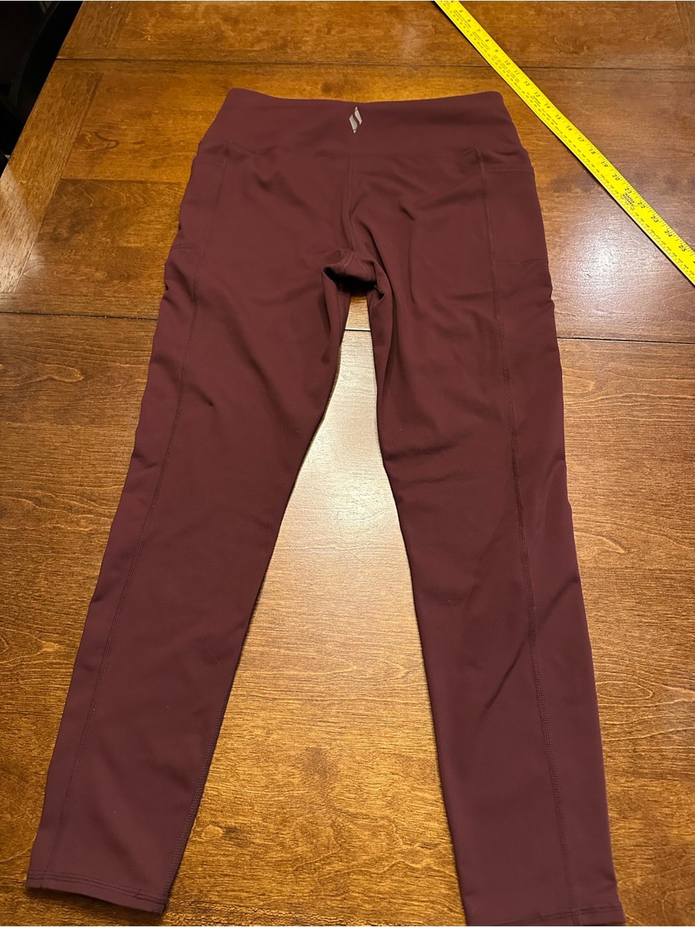 Skechers Maroon Athletic Leggings for women